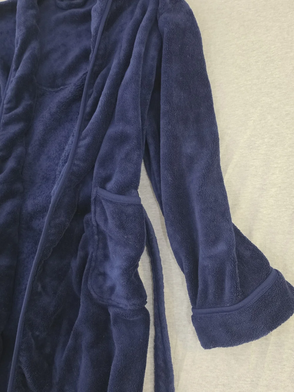 Plush Navy Shawl-Collar Bath Robe with Belt